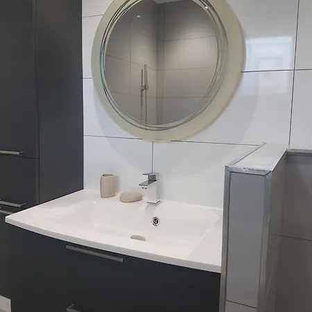 130 M2 Dans Domaine Prive Aux Pierres Roses *