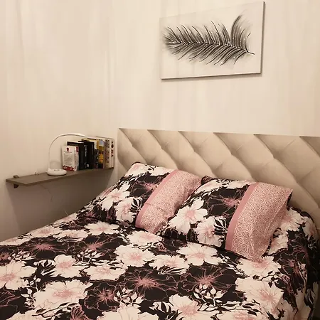 130 M2 Dans Domaine Prive Aux Pierres Roses * Porto-Vecchio (Corsica)